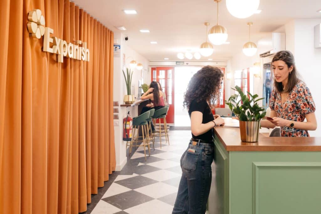 Expanish madrid front desk 1